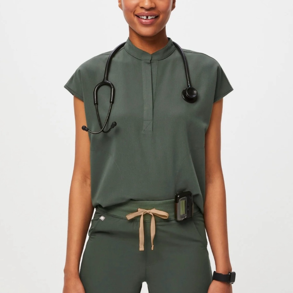 FIGS Scrub Set – Moss Green (Nepal Jogger + Rafaela Top) XXS Tall